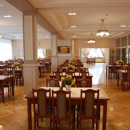 Hotel Слупск Экстерьер фото